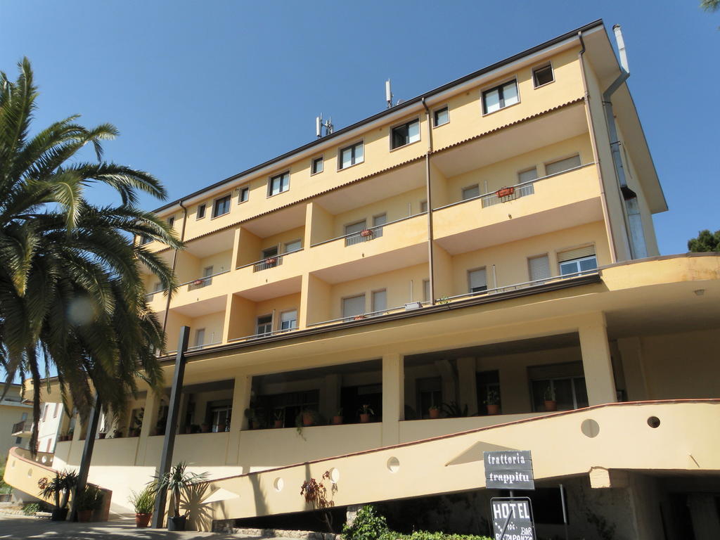 Hotel 106 سيليا مارينا المظهر الخارجي الصورة